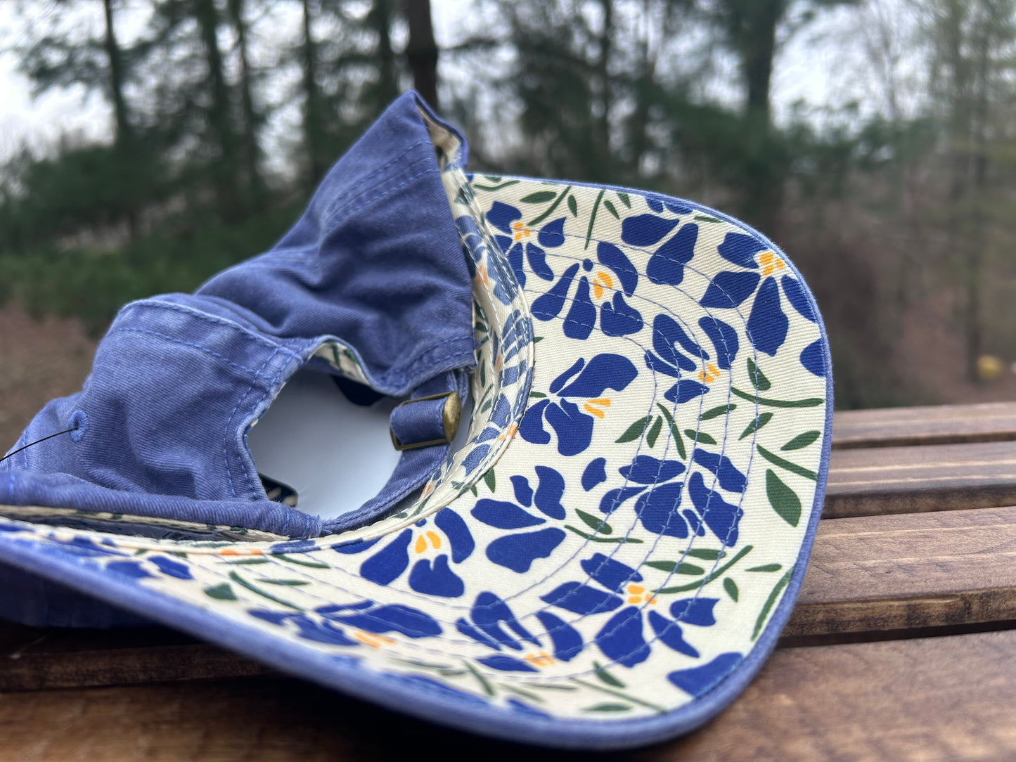 Kentucky Ladies Hat - Light blue on Iris - IN STOCK