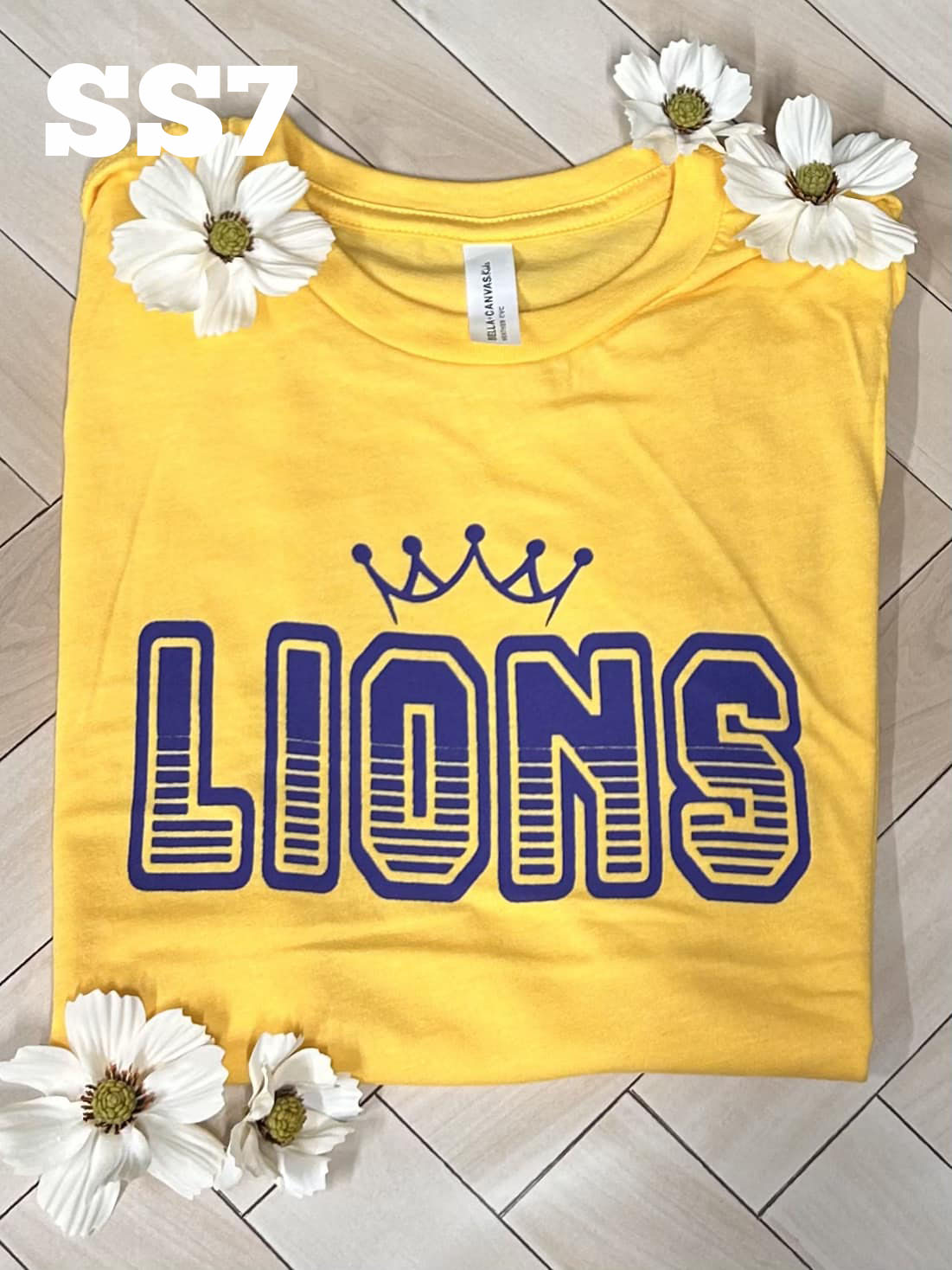Retro Lions with Crown - Youth